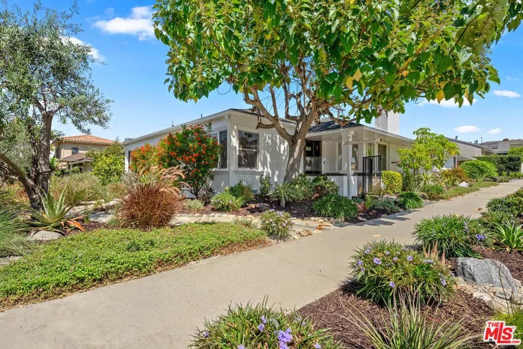 1477 Beverwil Drive, Los Angeles, CA — listing photo 1