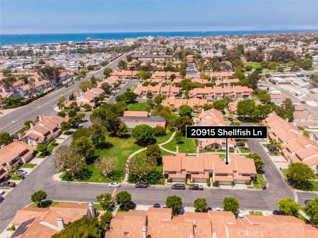 20915 Shellfish Lane, Huntington Beach, CA — listing photo 1