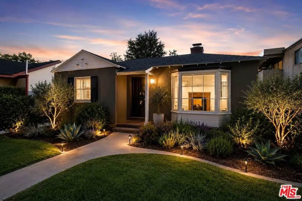 625 Westmount Drive, West Hollywood, CA — listing photo 1