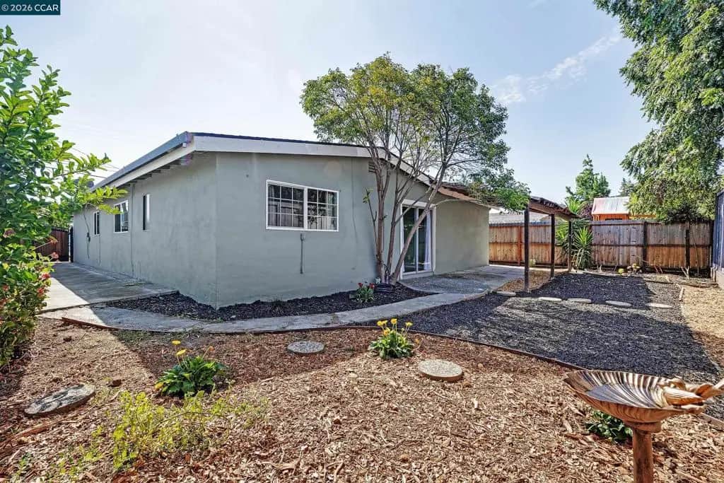 107 De Normandie Way, Martinez, CA — listing photo 1
