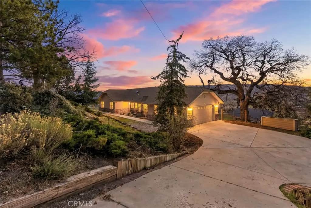 27100 Barkes, Tehachapi, CA — listing photo 1