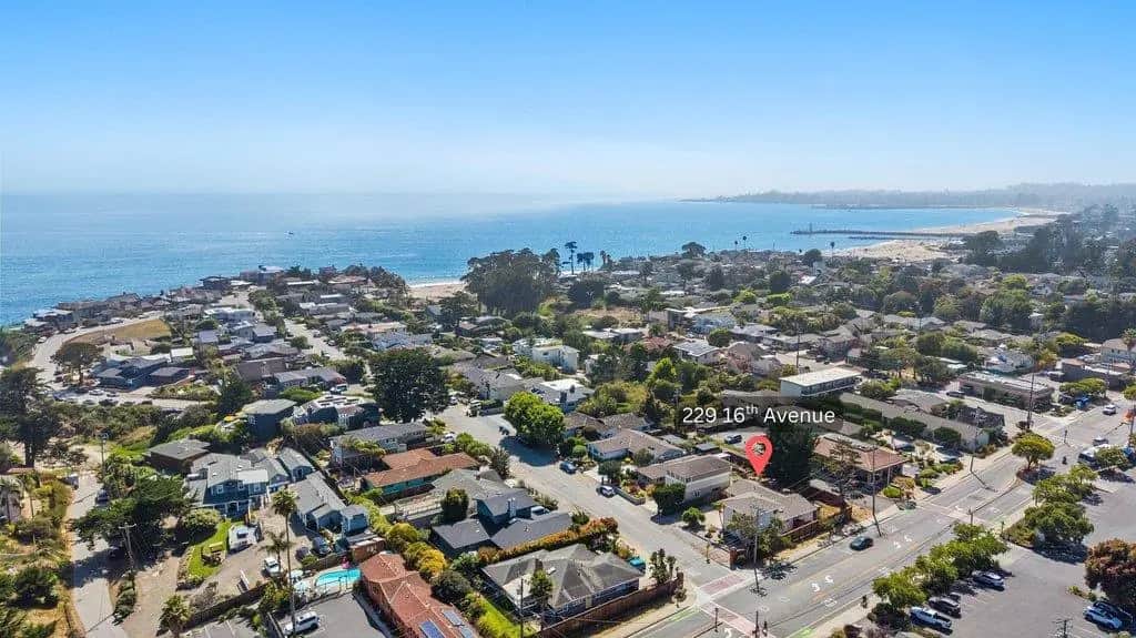 229 16th Avenue, Santa Cruz, CA — listing photo 1