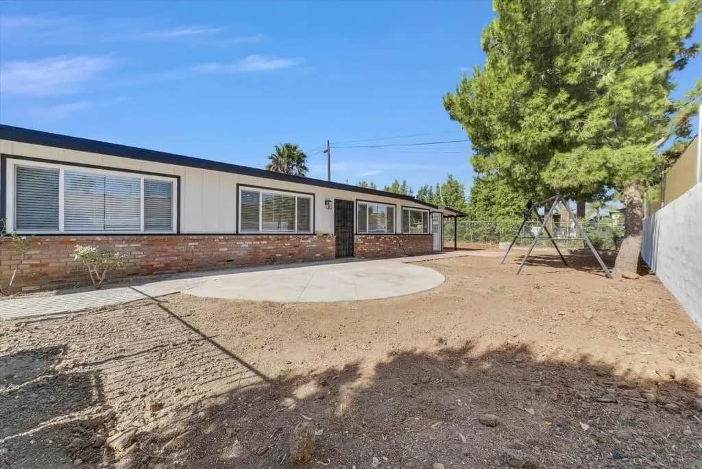 4860 Crestview Drive, Norco, CA — listing photo 1