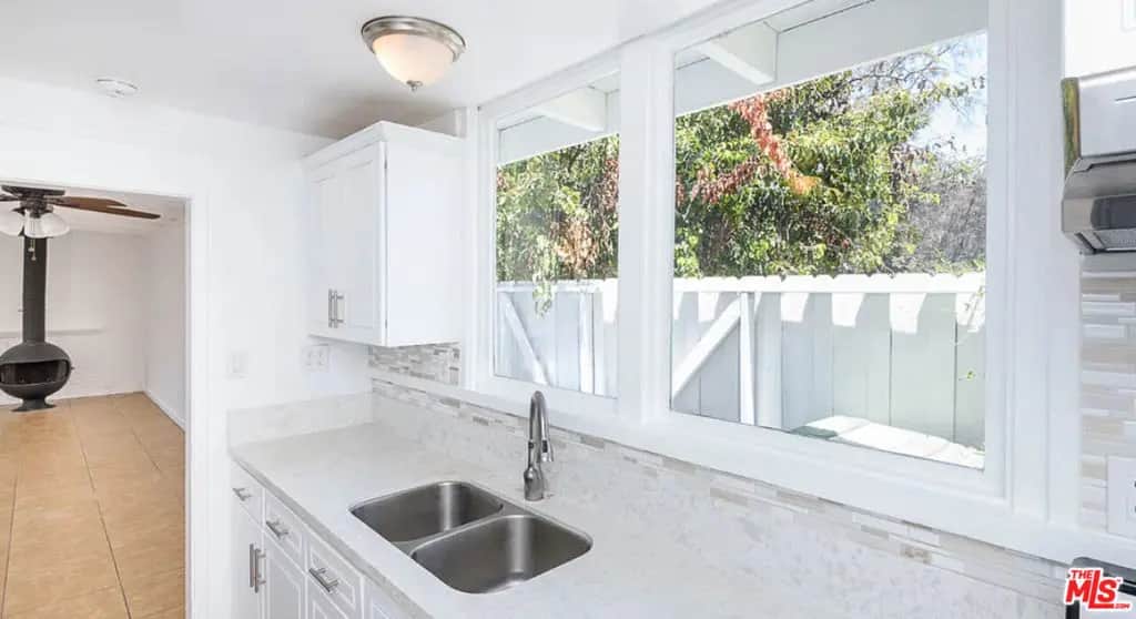 11304 Isleta Street, Los Angeles, CA — listing photo 1
