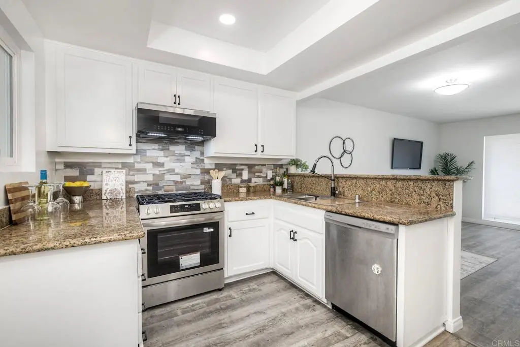 3614 Harvard Drive B, Oceanside, CA — listing photo 1
