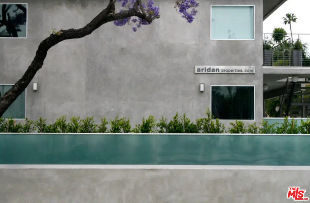 9100 Whitworth Drive 8, Los Angeles, CA — listing photo 1