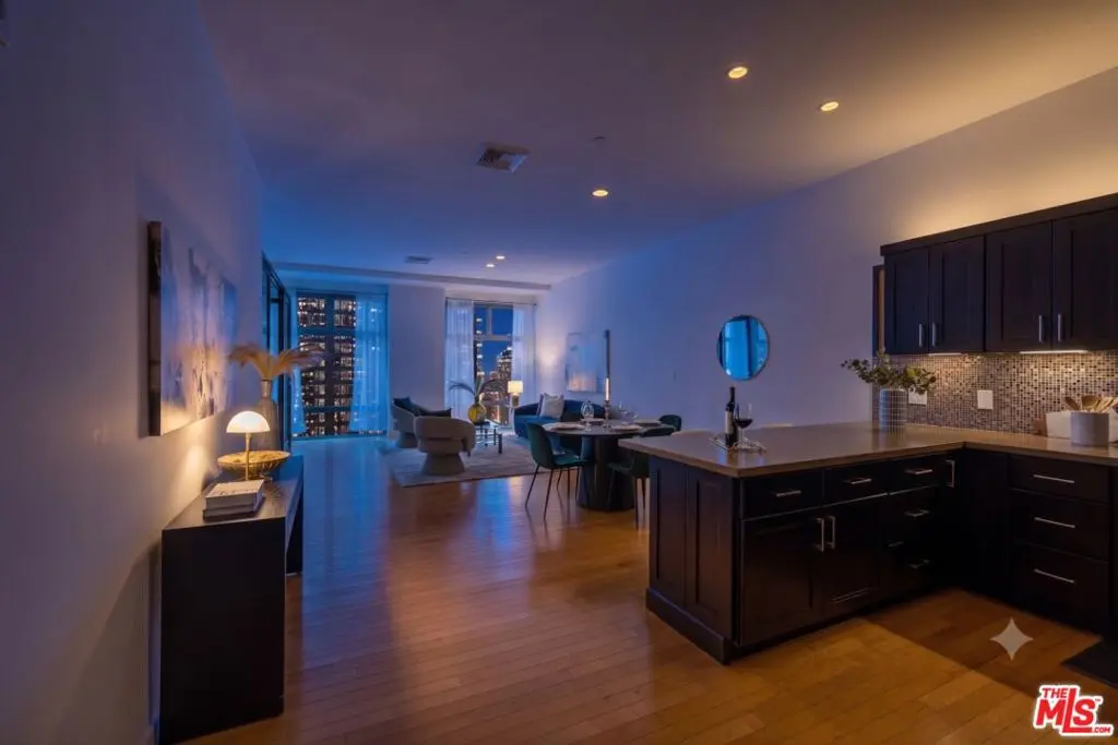 801 S Grand Avenue 1508, Los Angeles, CA — listing photo 1