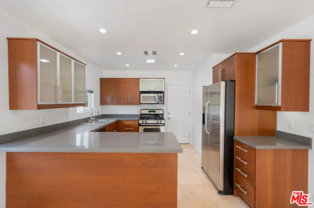 1117 Cochran Avenue 2, Los Angeles, CA — listing photo 1