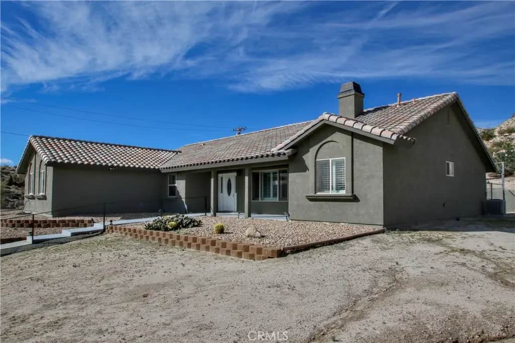 6202 Mandarin Road, Yucca Valley, CA — listing photo 1