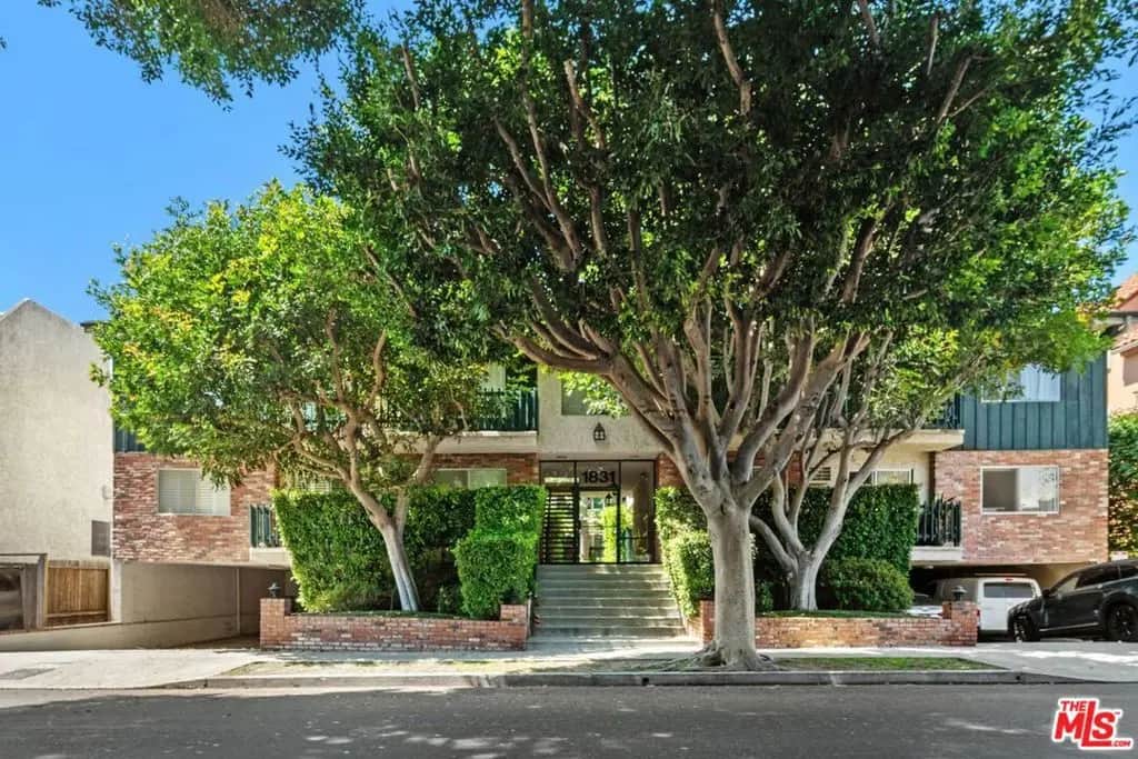 1831 Barry Avenue 3, Los Angeles, CA — listing photo 1