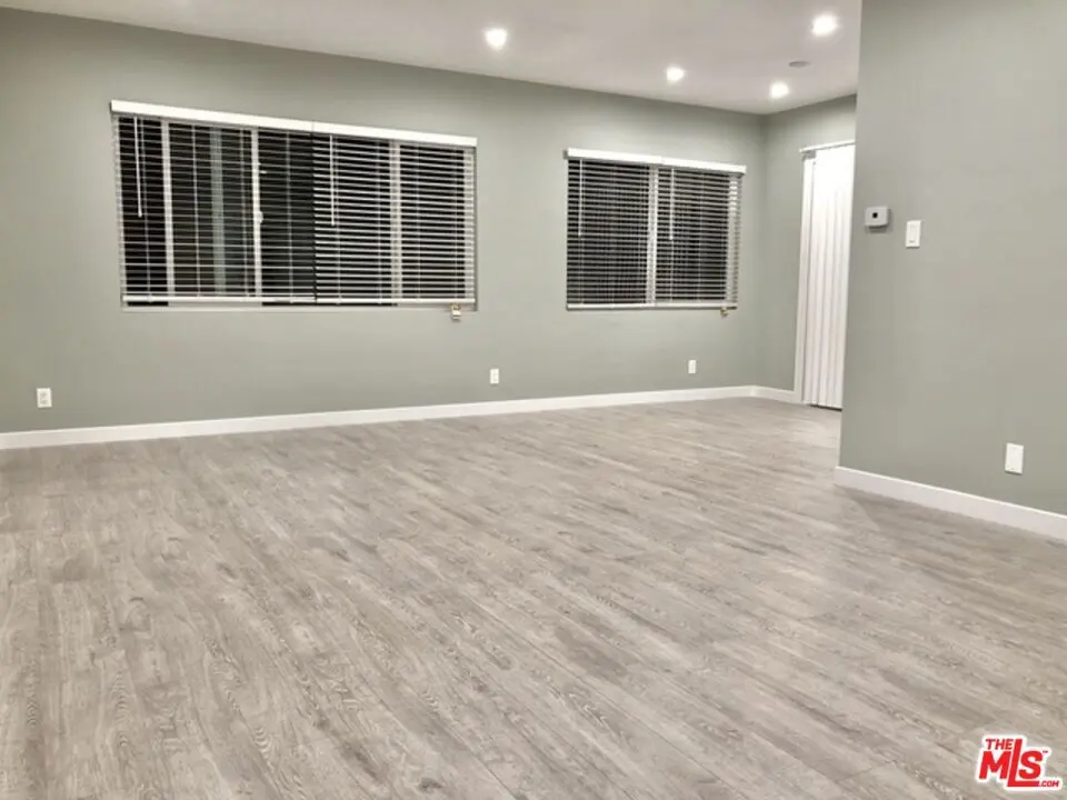 815 S Sherbourne Drive 3, Los Angeles, CA — listing photo 1