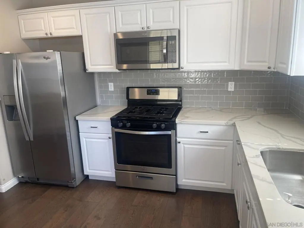 1255 Corte Famosa, San Marcos, CA — listing photo 1