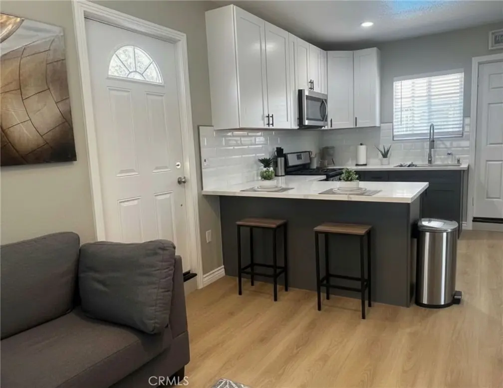 401 N Rennell A, San Dimas, CA — listing photo 1