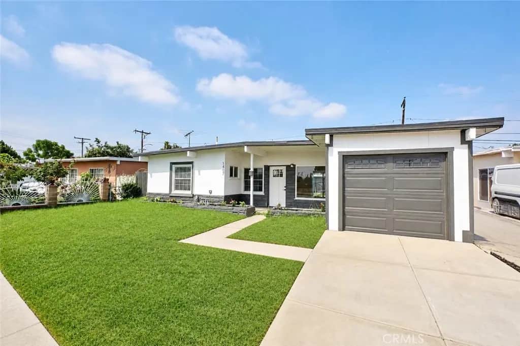 1407 S Hillford Avenue, Compton, CA — listing photo 1