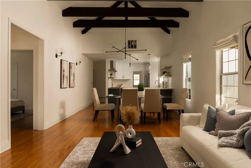 520 N Citrus Avenue, Los Angeles, CA — listing photo 1