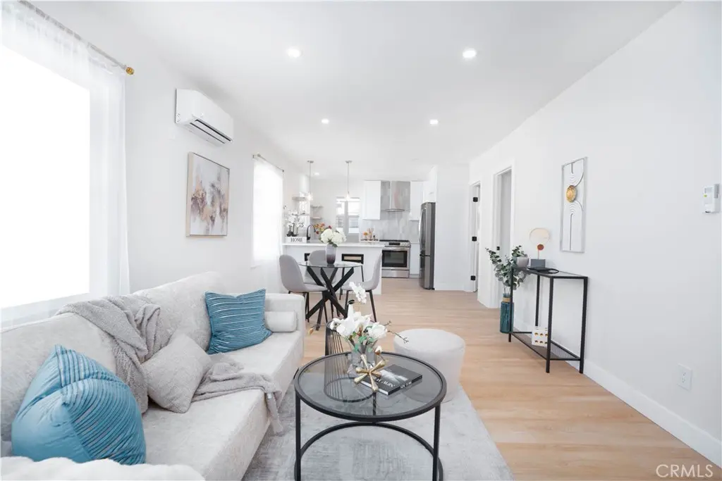 2267 Las Flores, Los Angeles, CA — listing photo 1