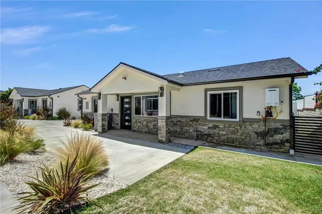 2130 W 238th Street A, Torrance, CA — listing photo 1