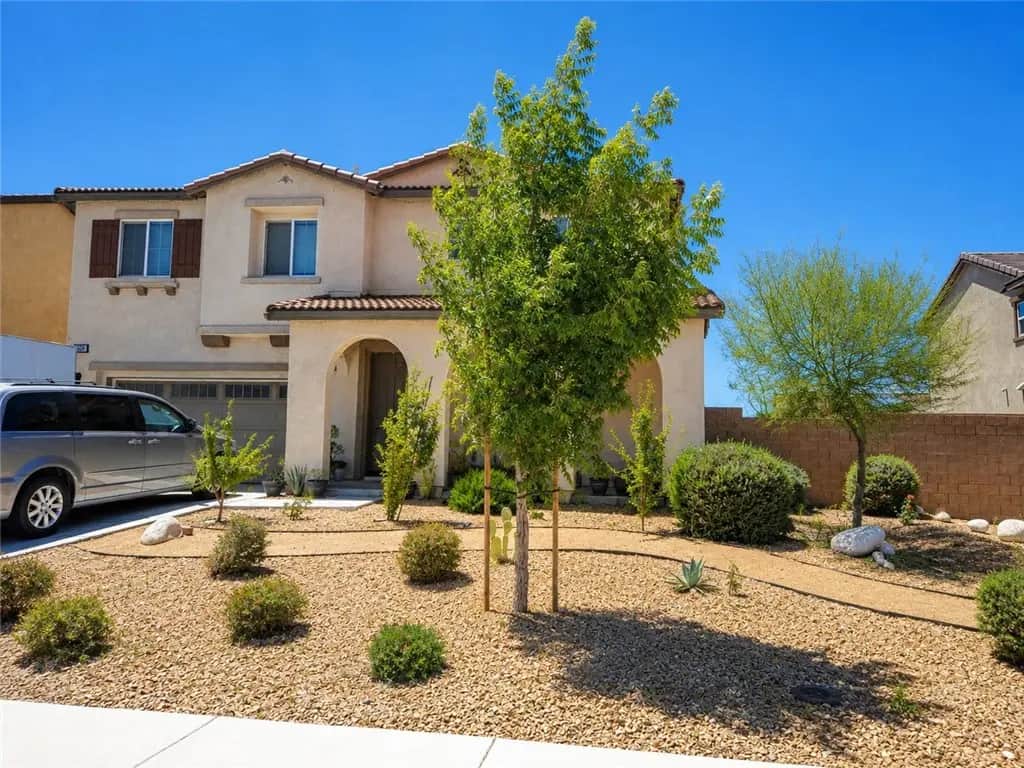 11926 Shady Grove, Victorville, CA — listing photo 1