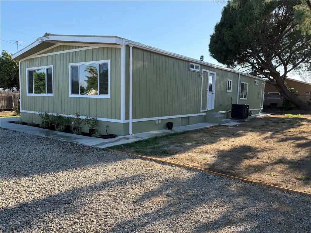 5405 Dodd, Jurupa Valley, CA — listing photo 1