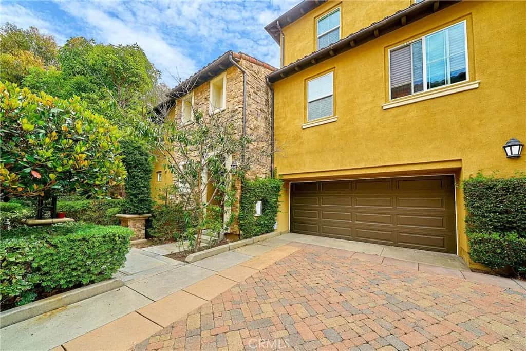 31 Gingerwood, Irvine, CA — listing photo 1