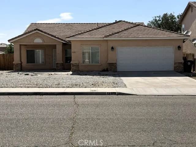13178 Pacific Terrace, Victorville, CA — listing photo 1