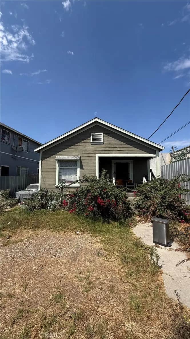 2211 Obama, Los Angeles, CA — listing photo 1