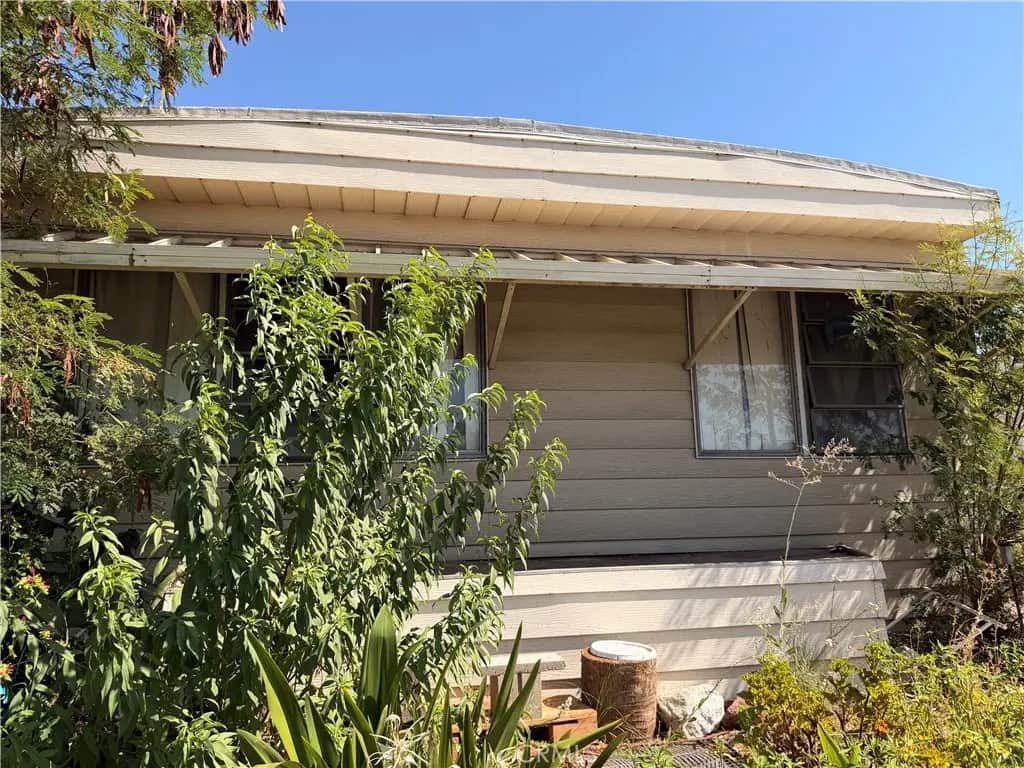185 N Eucalyptus 89, Rialto, CA — listing photo 1
