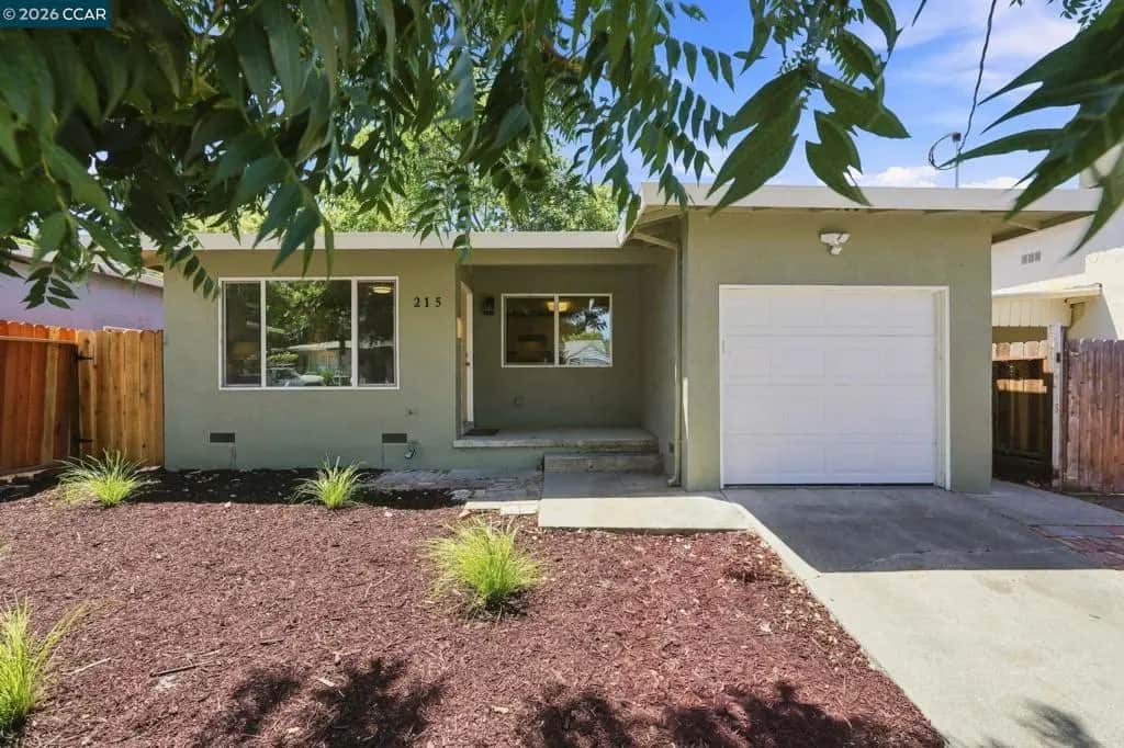 215 W 12th Street, Pittsburg, CA — listing photo 1