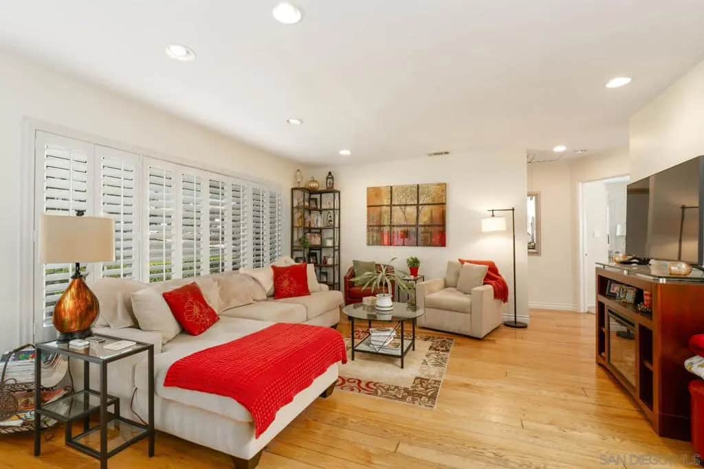 4704 Austin Dr, San Diego, CA — listing photo 1