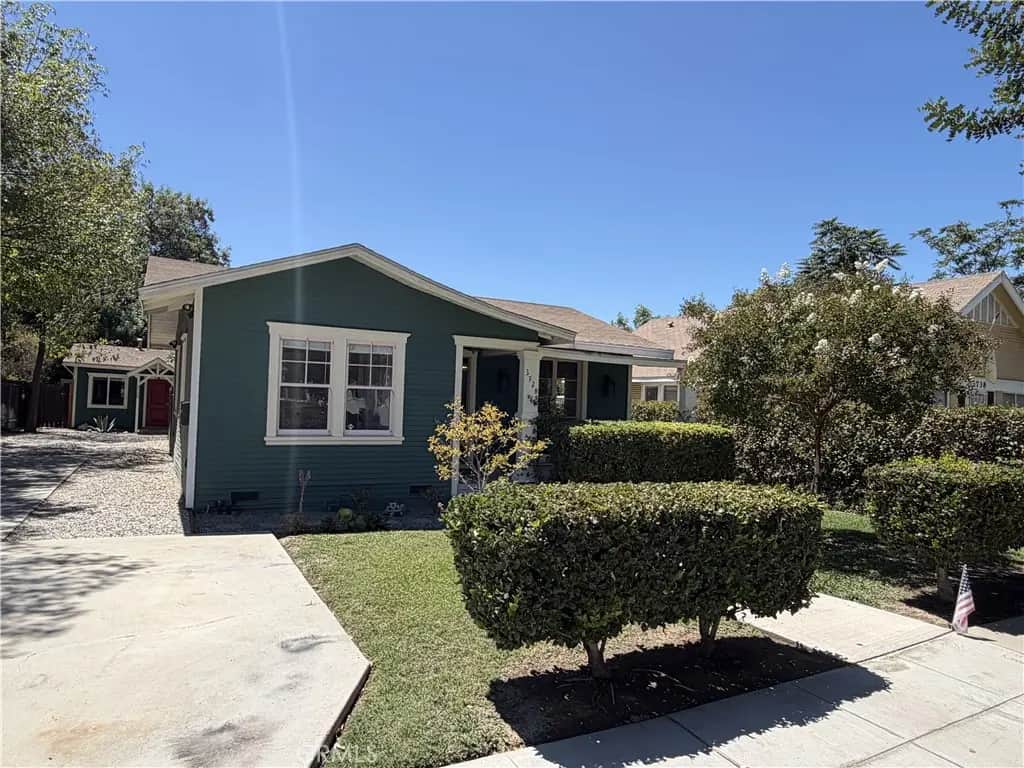 3728 -3726 Briscoe St, Riverside, CA — listing photo 1