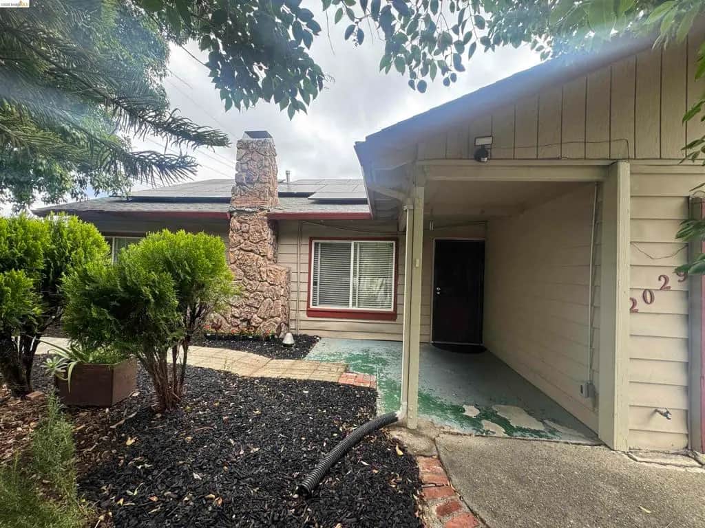 2029 Highland Dr, Concord, CA — listing photo 1