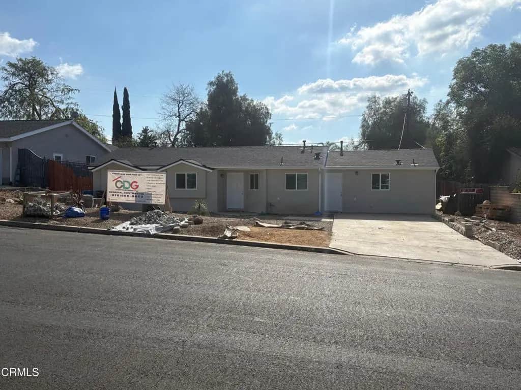960 Calle Margarita, Thousand Oaks, CA — listing photo 1