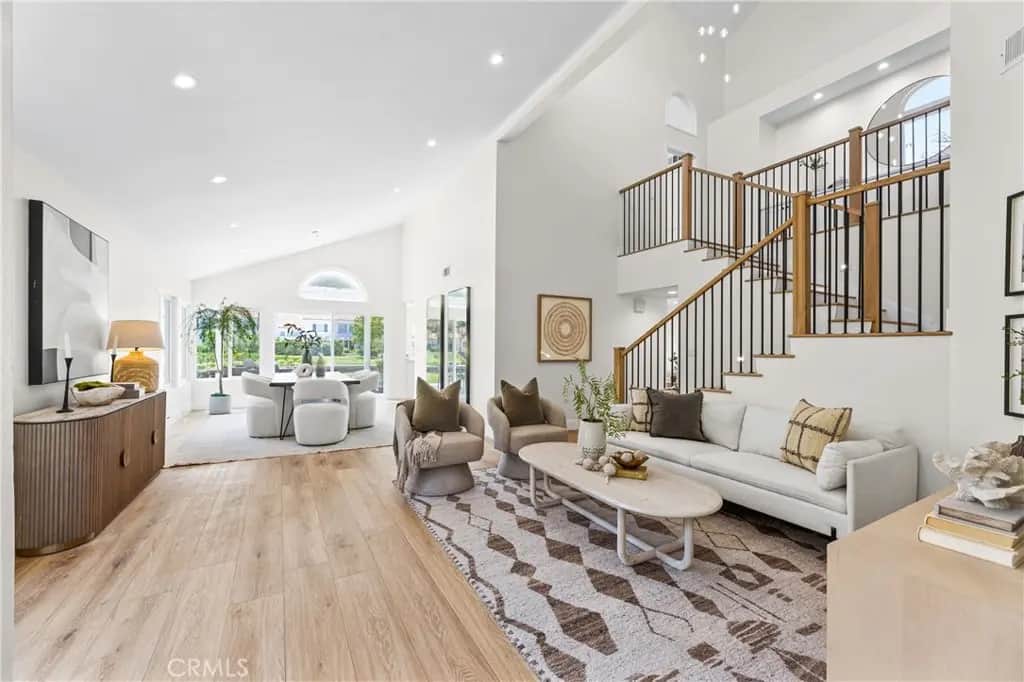 8 Del Rey 17, Irvine, CA — listing photo 1
