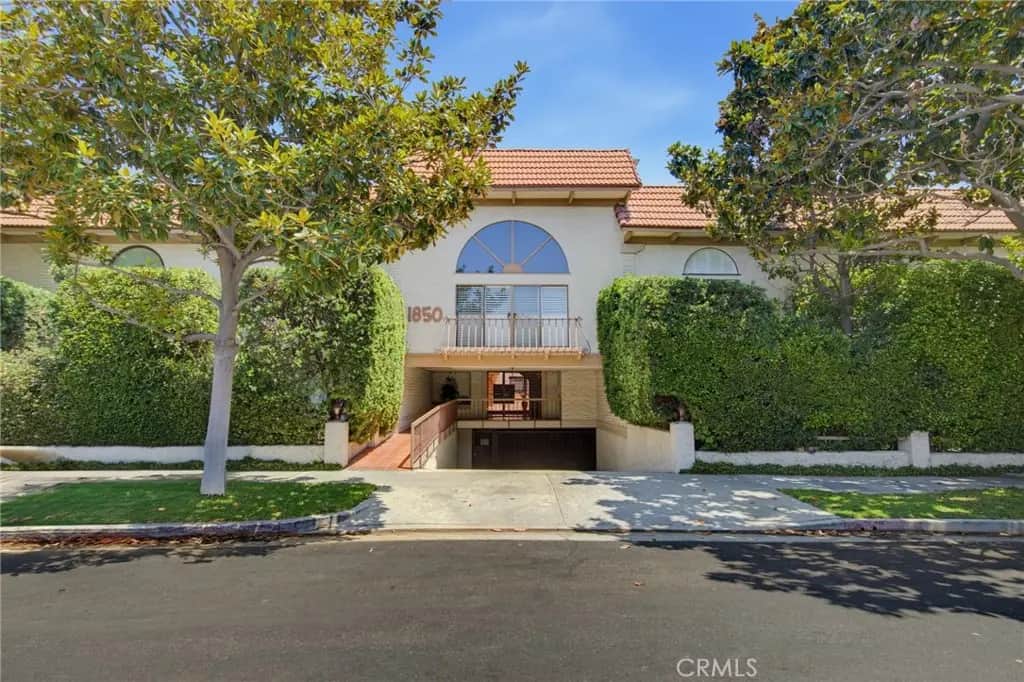 1850 Midvale Avenue 13, Los Angeles, CA — listing photo 1