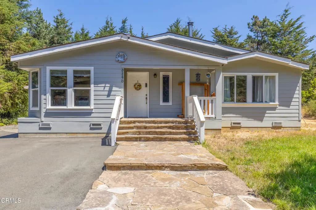 31170 Thomas Lane, Fort Bragg, CA — listing photo 1