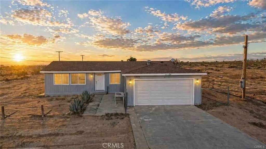 11975 Barbet, Phelan, CA — listing photo 1
