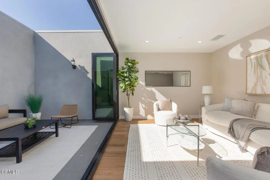 3682 Harriman Avenue 3, Los Angeles, CA — listing photo 1