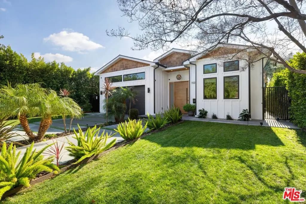 15030 Hartsook Street, Sherman Oaks, CA — listing photo 1