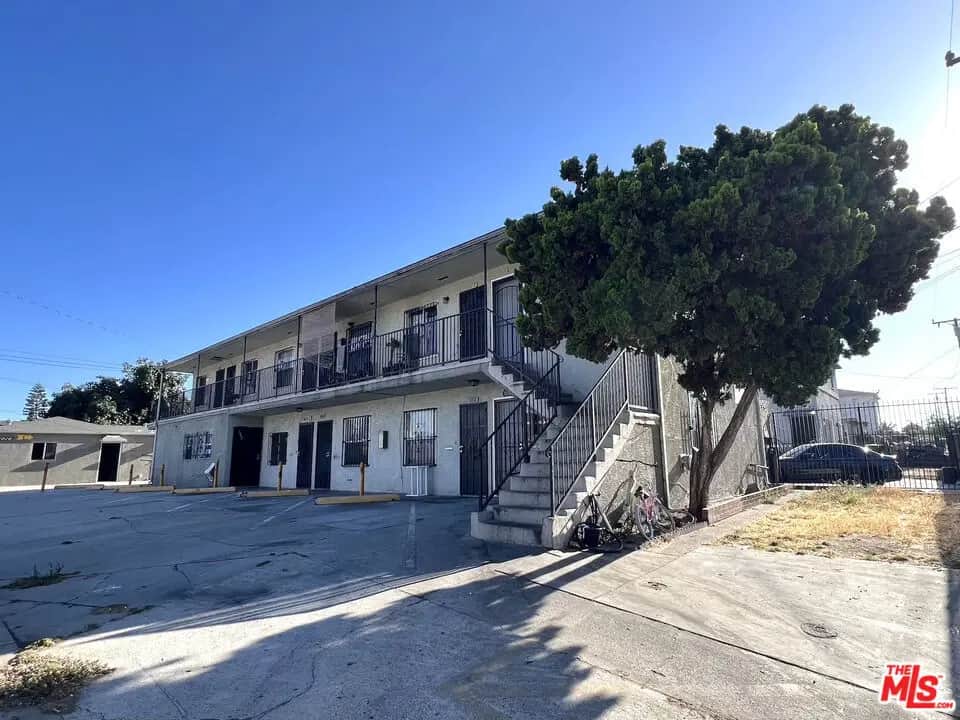 1012 W 109th Place 1/4, Los Angeles, CA — listing photo 1