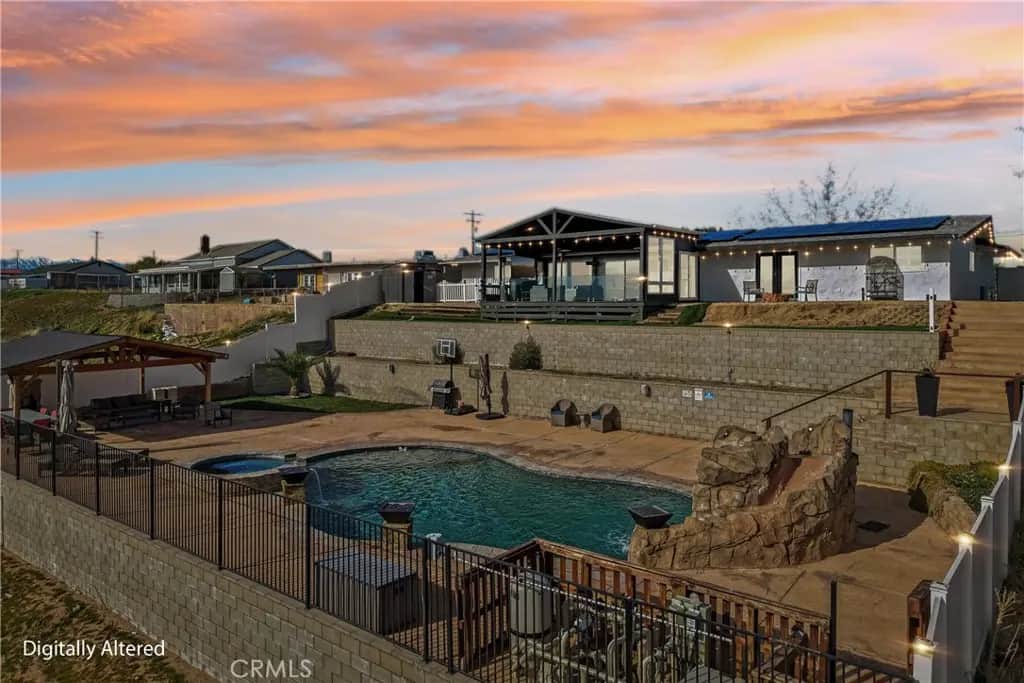 17487 Aspen, Hesperia, CA — listing photo 1