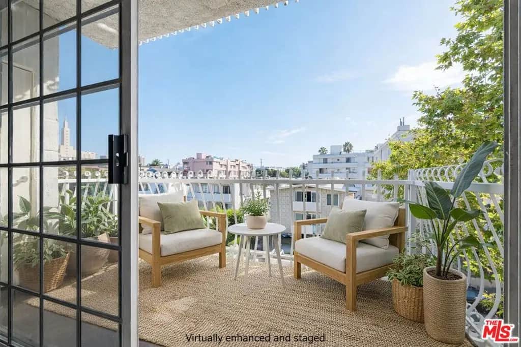 1915 Malcolm Avenue 301, Los Angeles, CA — listing photo 1