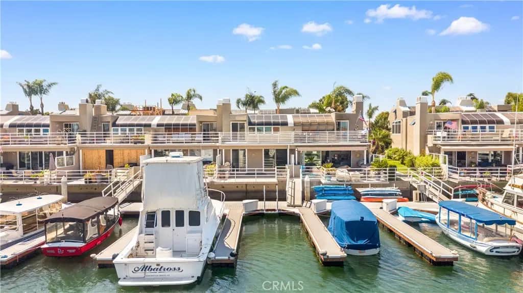 3382 Tempe Drive, Huntington Beach, CA — listing photo 1