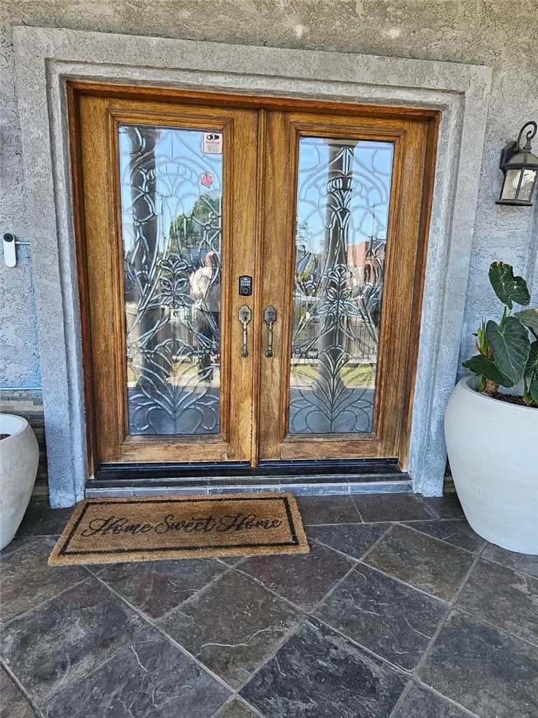 1117 E 65th, Los Angeles, CA — listing photo 1