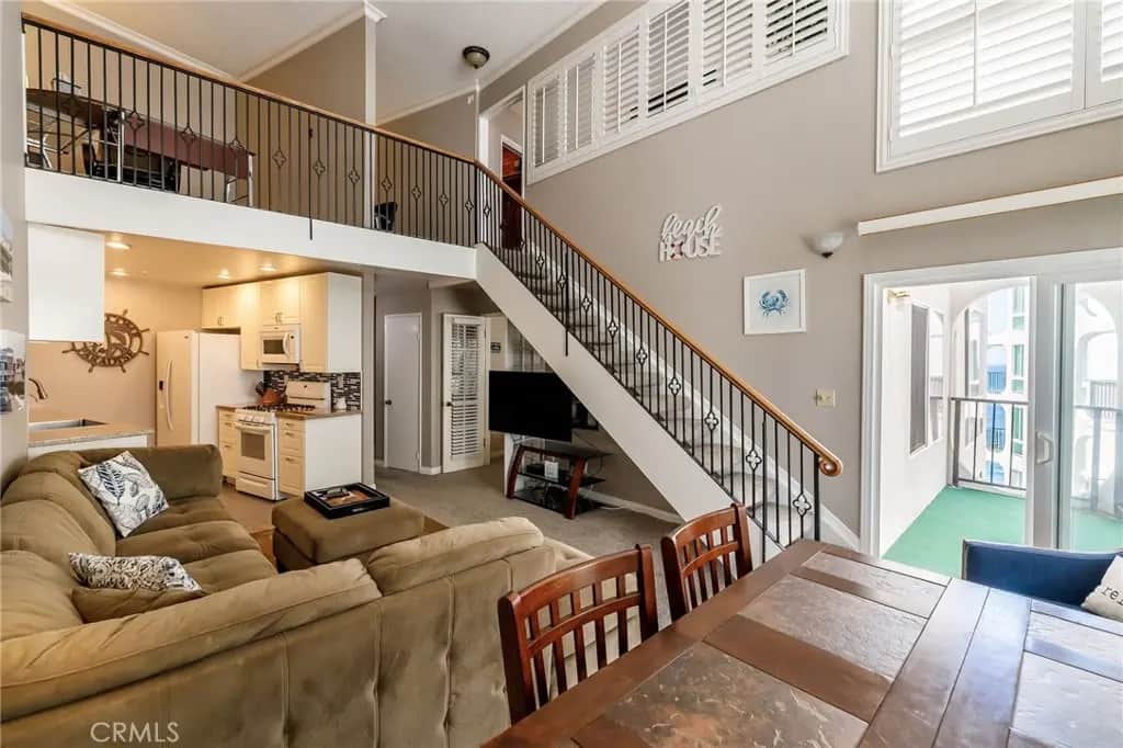 565 Esplanade 411, Redondo Beach, CA — listing photo 1