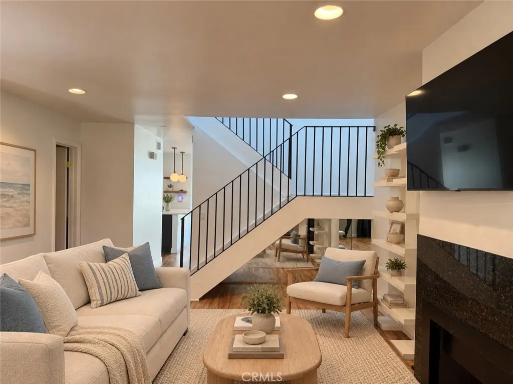 16 Sand Dollar Court, Newport Beach, CA — listing photo 1
