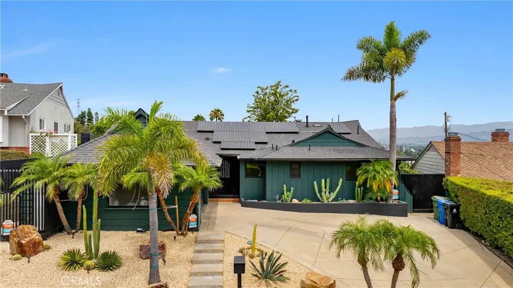 3627 Willowcrest Avenue, Studio City, CA — listing photo 1