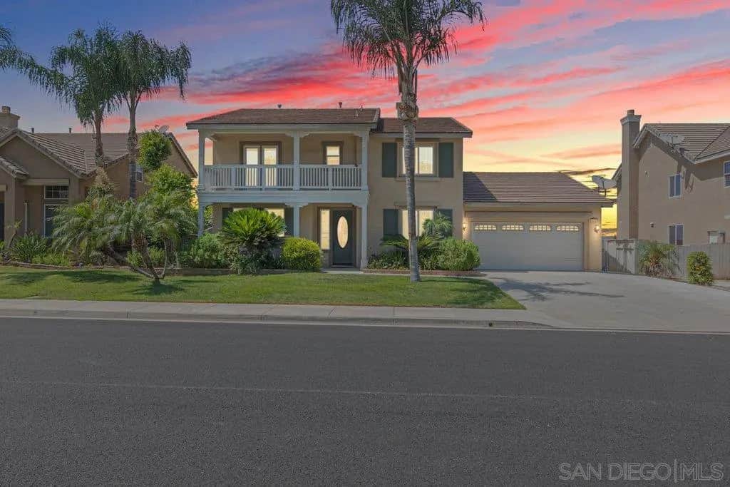 15325 E La Casa Dr, Moreno Valley, CA — listing photo 1