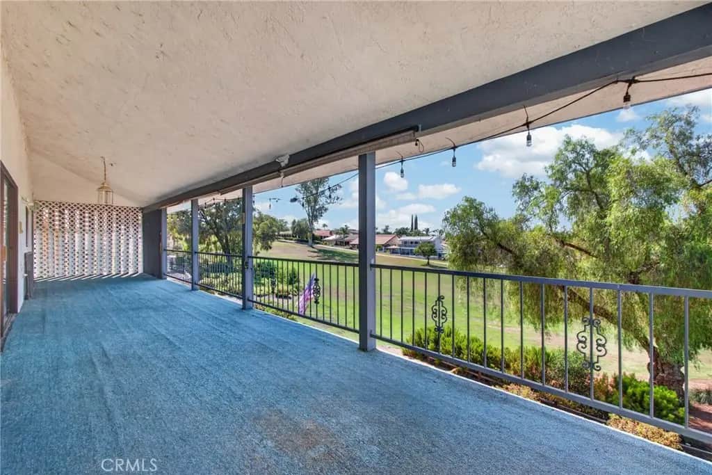 30785 Golden Gate Drive, Canyon Lake, CA — listing photo 1