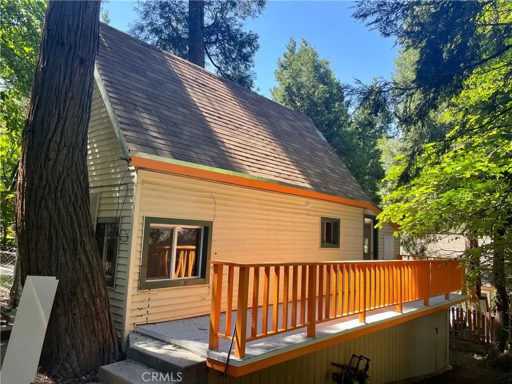 719 Woodland Road, Crestline, CA — listing photo 1