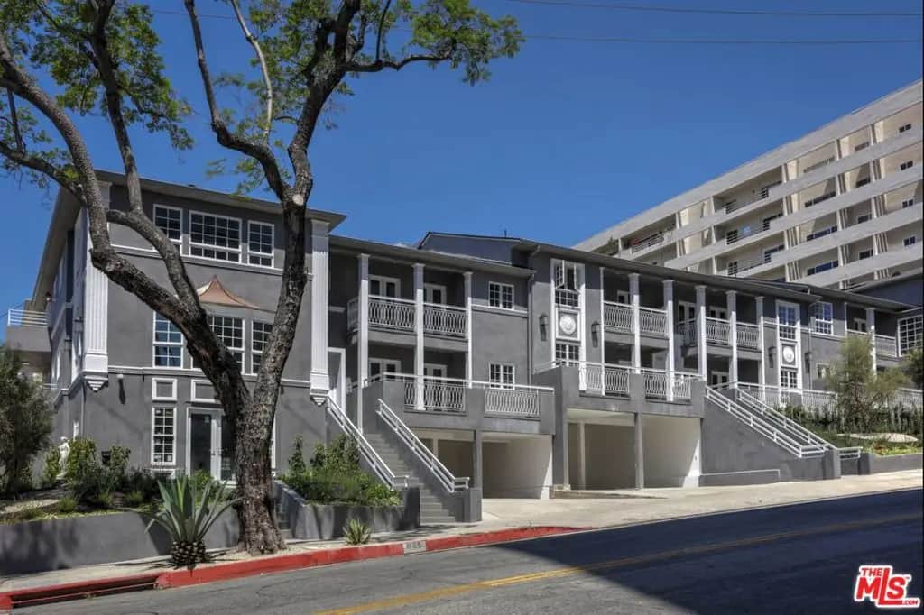 1105 Alta Loma Road 1, West Hollywood, CA — listing photo 1